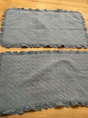 Shabby Chic Set of 2 Quilted Ruffle Edge king size pillow shams